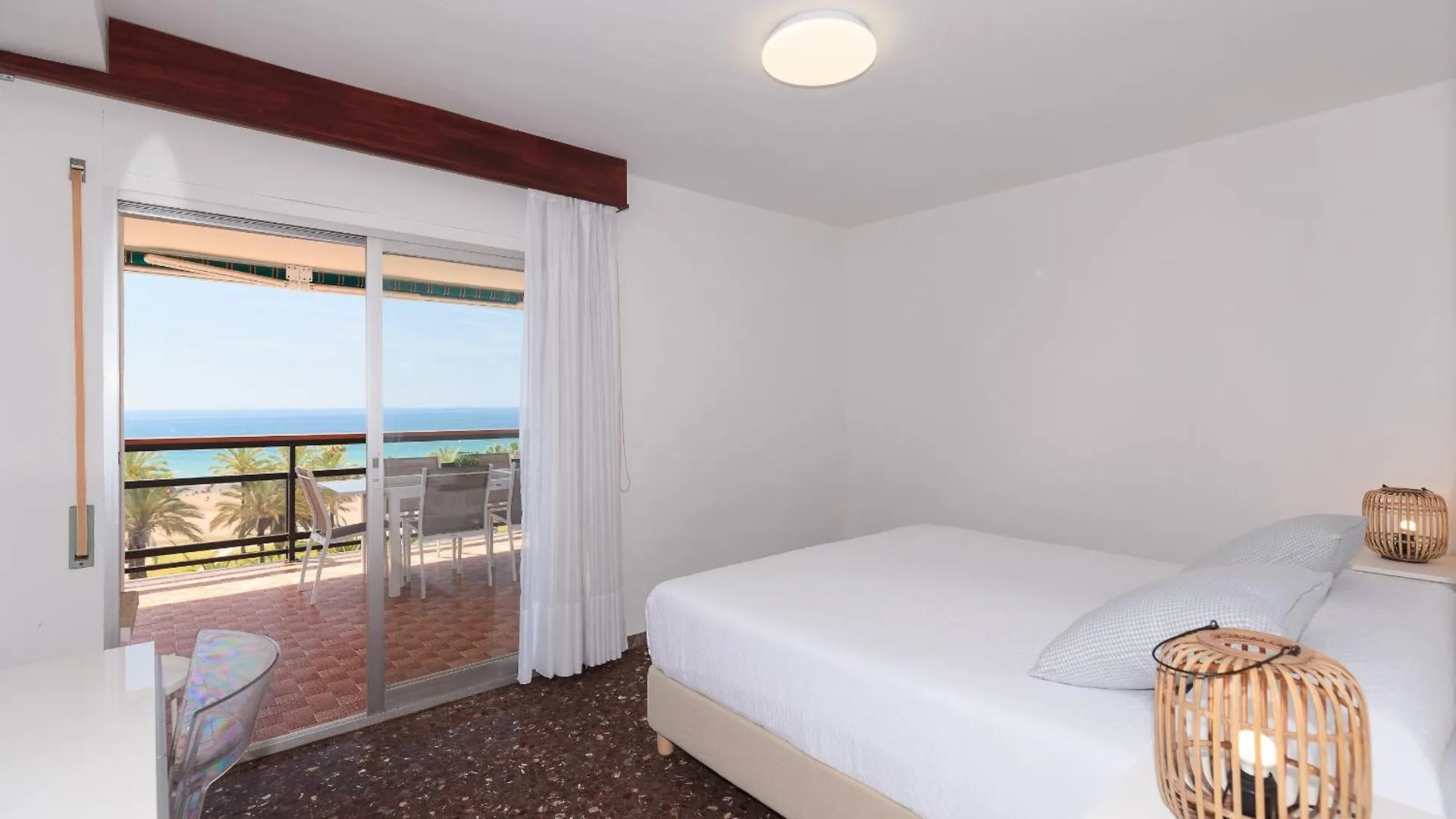 Uhc Anagabu Family Complex Apartment Salou